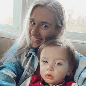 Meet your Posher, Elizabeth